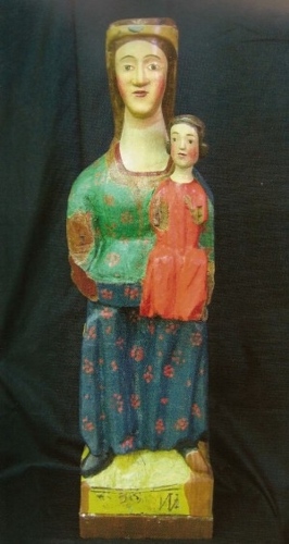 Talla original de la Virgen de Cortes del Siglo XII, tras su restauraci�n en 2010