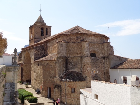 Exterior de la Iglesia de Segura de la Sierra